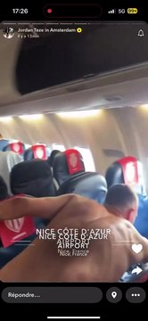 Football : Découvrez pourquoi les joueurs de l'AS Monaco se sont déshabillés, hier, dans leur avion à l’aéroport de Nice, alors qu'ils devaient s'envoler pour Bruges