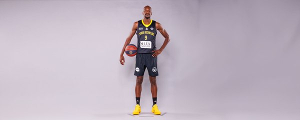 Tuniques 2025-2026 - Découvrez les nouveaux maillots !