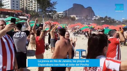 La previa en Río de Janeiro, las playas de Copacabana a full de hinchas del Pincha