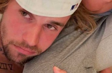 Justin Bieber shares series of intimate family photographs