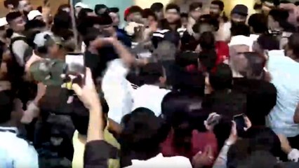 Video: Slaps, punches fly as iPhone 17 launch turns ugly in Mumbai