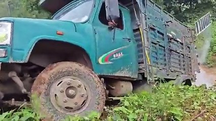 Most Ridiculous Worker Mistakes Caught on Camera