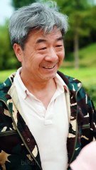 A junk collector raised a baby girl, unaware she was a tycoons heir18 years later, she repaid him!