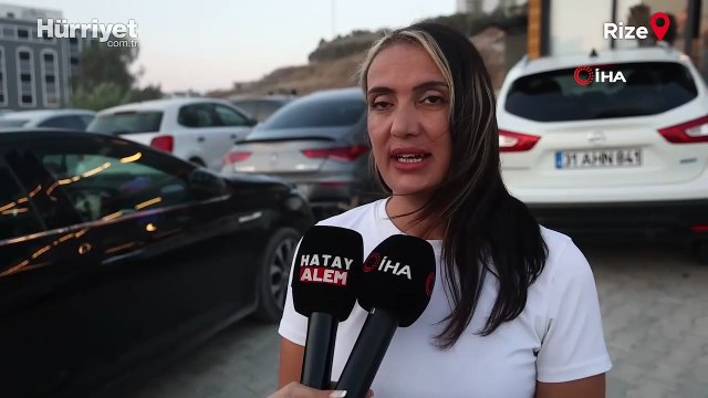 Park halinde hareket eden aracı tek eliyle durduran kadın faciayı önledi