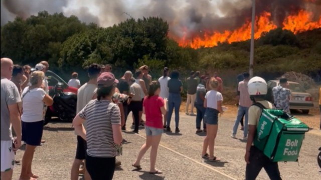 Panic sets in as massive fire breaks out in crowded Lisbon town