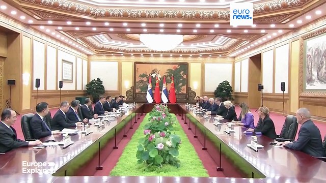 Что готовящийся грандиозный парад в Белграде говорит о внешней политике Сербии?