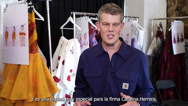 Carolina Herrera presenta su colección Primavera/Verano 2026 en la Plaza Mayor de Madrid