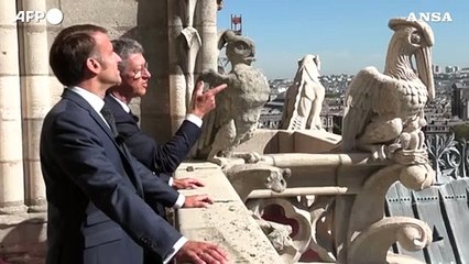 Macron inaugura la riapertura delle torri di Notre-Dame