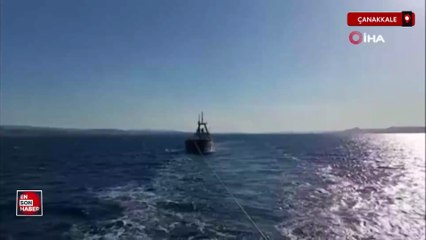 Çanakkale Boğazı'nda makina arızası yapan kuru yük gemisi yedeklenerek çekildi