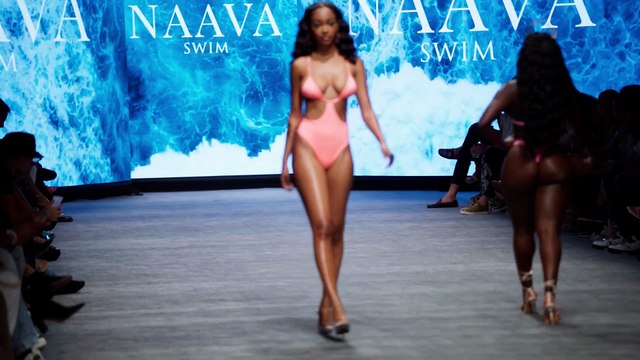 Daija Henderson | Slow Motion Runway Highlights | Miami Swim Week 2023