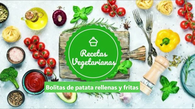 Bolitas de patata rellenas y fritas.