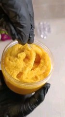 Glowing Skin, Naturally! 💆‍♀️✨ DIY Body Wash with Sugar, Honey, Turmeric, and Coconut Oil 🌿"