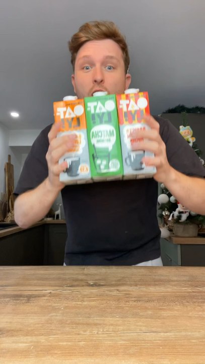 Des nouveautés chez OATLY 😍✨ du lait d’avoine au MATCHA, au caramel ou au popcorn 🎉✨ tu aurais pris quoi toi ?