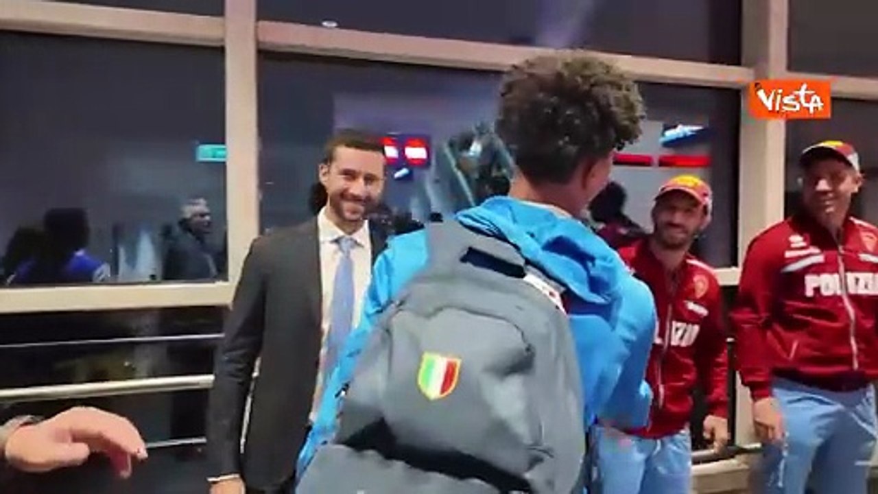 L'atleta Furlani, medaglia d'oro Mondiali atletica di Tokyo, torna in Italia, l’arrivo a Fiumicino