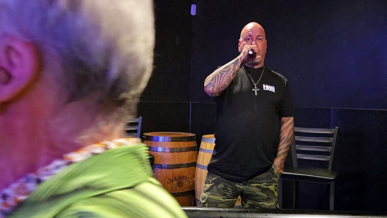 AVENGED SEVENFOLD - BURIED ALIVE (PERFORMED LIVE AT THE WESTERNER)