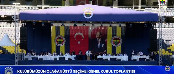 Stadın üstüne ‘Atatürk’ yazdırmak onu kurtaramadı! Ali Koç kürsüde yuhalandı