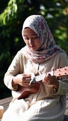 Acoustic Sunset Vibes 🌙 | #muslimah #shorts #guitarshorts