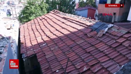 İstanbul'da 'çürük' raporlu bina yıkıldı, yanındaki gecekondu nedeniyle evleri yapılamıyor