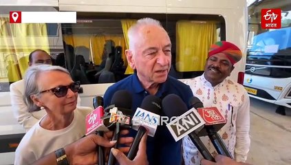 जैसलमेर पहुंची पैलेस ऑन व्हील्स, विदेशी सैलानियों का हुआ पारंपरिक स्वागत