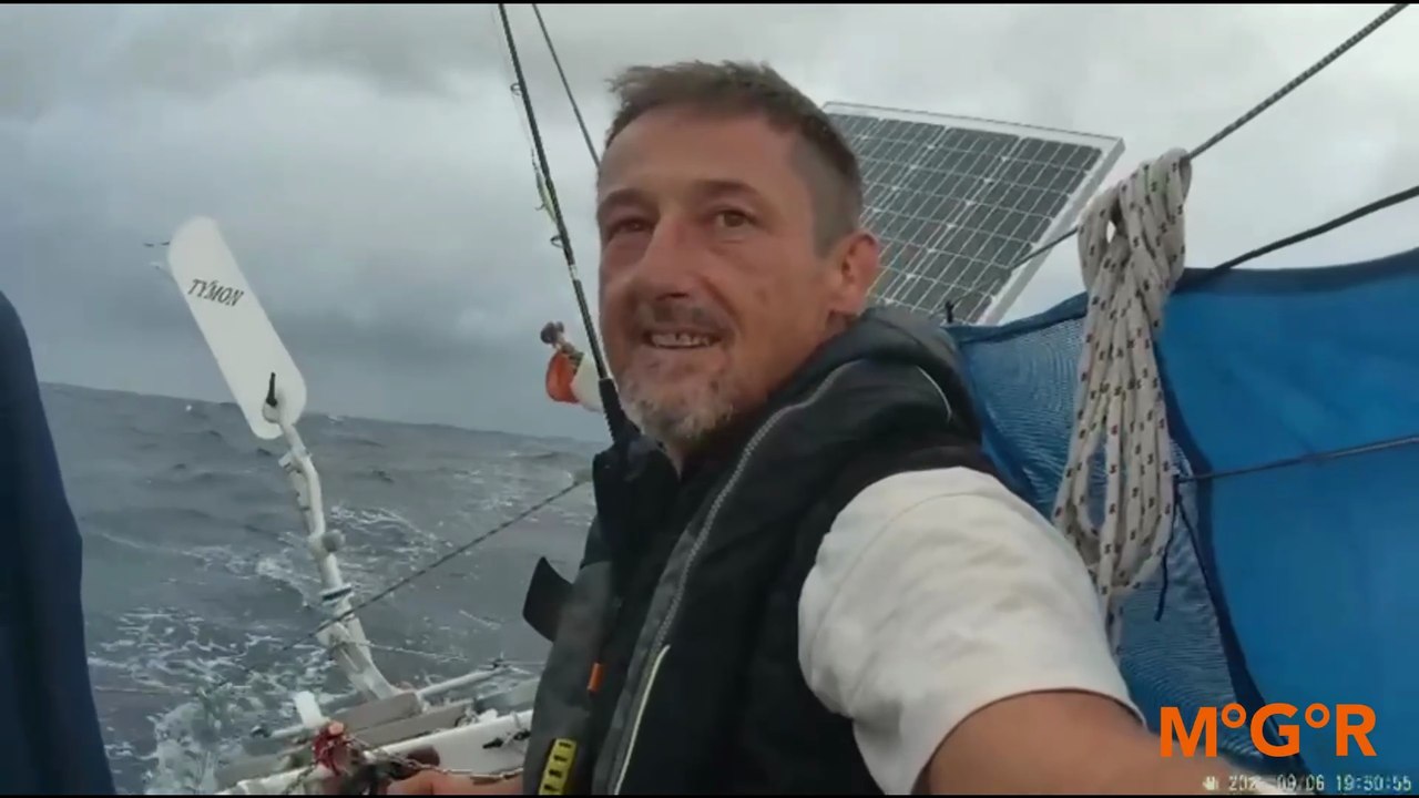 I Didn't Expect to Find THIS in the Middle of the Ocean An eventful day with Jakub #mgr2025