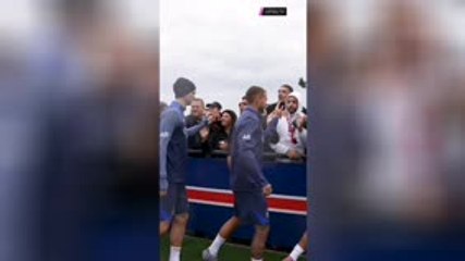 PSG - Les fans bouillants à l'entraînement avant le Classique !