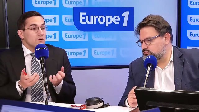 Quand François Hollande rencontre un auditeur d'Europe 1 dans un train... et lui avoue «avoir eu tort» sur les heures supplémentaires