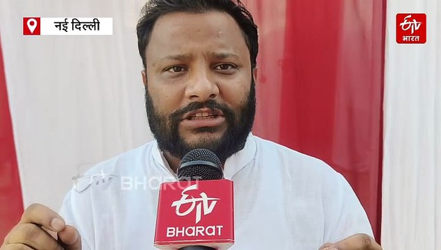 दिल्ली सीएम रेखा गुप्ता के EVM हैक वाले बयान पर AAP-कांग्रेस हमलावर, सरकार भंग कर फिर से चुनाव की मांग