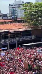 “Orgulho ser da Bahia, porque aqui a extrema direita não se cria”; diapara Vagner Moura em ato contra anistia