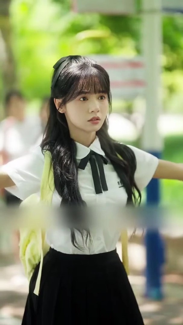 ⁣The Bully and the Bright Girl- English Sub