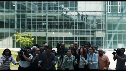 Tráiler de la película "Papeles" con Megan Montaner y Carlos Bardem. Estreno en cines el 5 de diciembre.