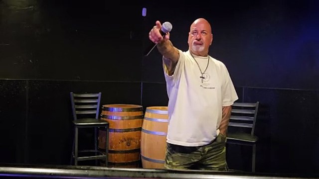 BILLY IDOL - MONY MONY (PERFORMED LIVE AT THE WESTERNER)