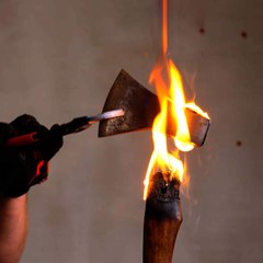 Creating a stylish axe from two old ones. Amazing result!
