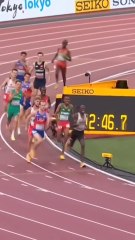 Aujourd’hui, Jimmy Gressier a encore écrit une page d’histoire à Tokyo 🌍 Après avoir conquis l’or sur le 10 000 m, il décroche le bronze sur 5 000 m en 12’59”33, parmi les meilleurs mondiaux.