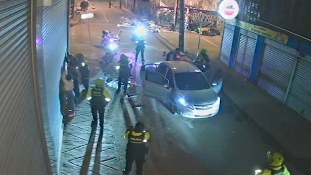 VIDEO | Policías les llegaron de sorpresa a ladrones que habían robado un carro en Bogotá