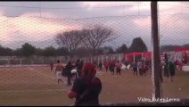 Violento enfrentamiento en un partido en Rosario de Lerma: destrozos y un policía herido