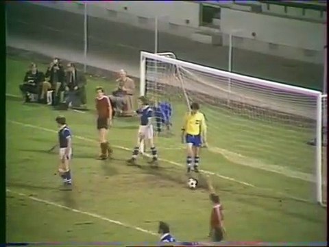 EINDHOVEN - GLENAVON - 1977 - SAISON 1977/1978 -