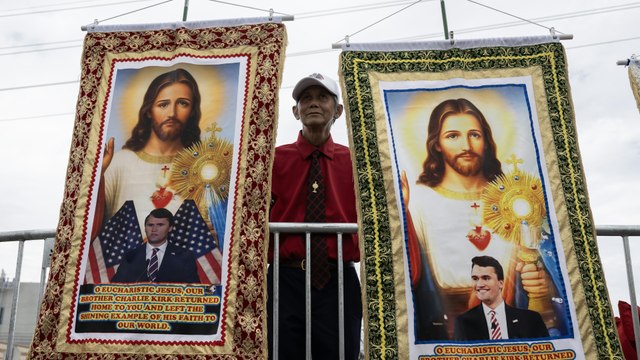 Trauerfeier: Kirk-Witwe predigt Vergebung, Trump schürt Feindbilder