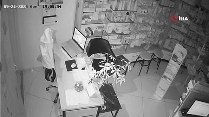 Sındırgı Gece Yarısı Sallandı! O Anlar Kamerada!