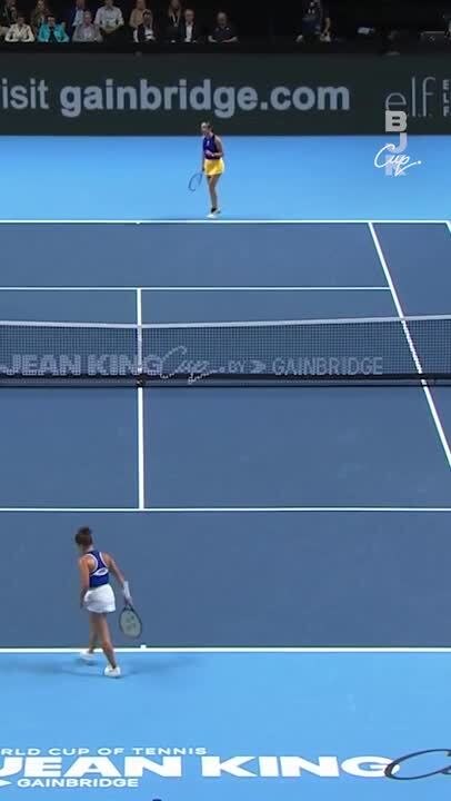 Elina Svitolina first set point against Italy