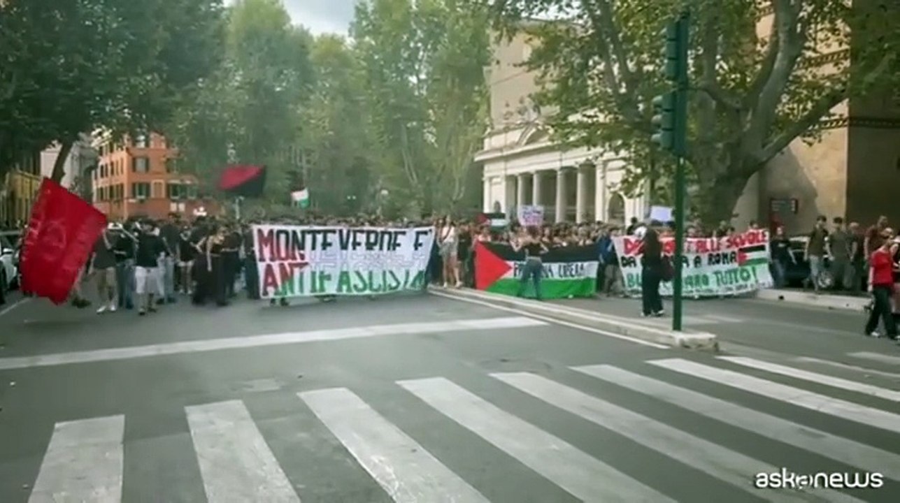 A Roma gli studenti si uniscono allo sciopero per Gaza e la Palestina
