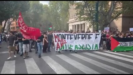 A Roma gli studenti si uniscono allo sciopero per Gaza e la Palestina