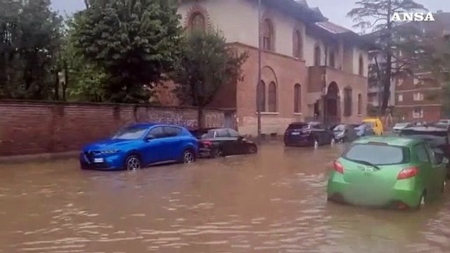 Il Seveso esonda a Milano, alto il livello anche del Lambro