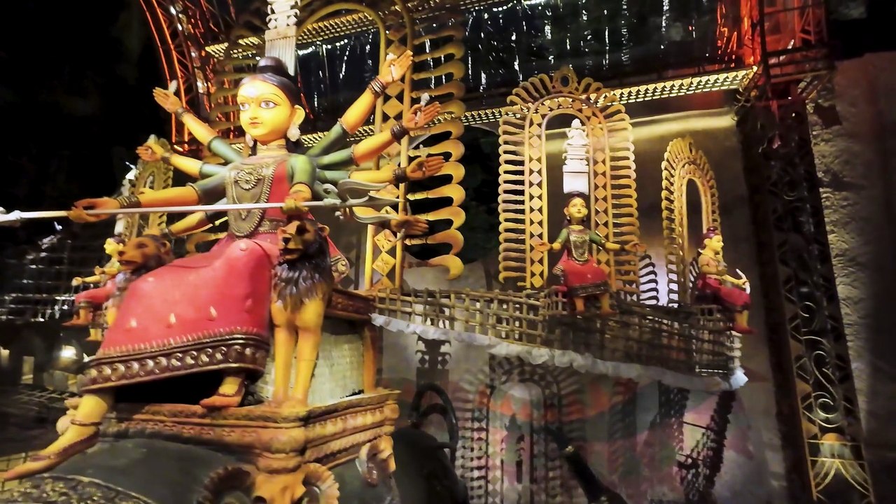 Hindusthan Park Sarbojanin - লোকজ শিল্পী - Durga Puja Parikrama 2025 - পূজা প্যান্ডেল পরিক্রমা