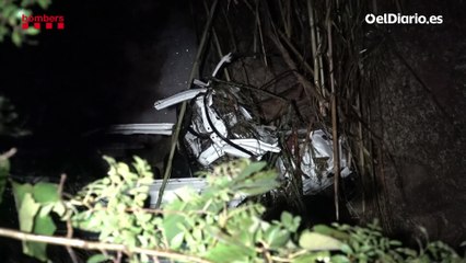 Vehículo arrastrado por la riera de Sant Quintí de Mediona en la que han fallecido dos personas
