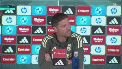 Xabi Alonso capea el asunto de Vinicius y su estatus en el Real Madrid