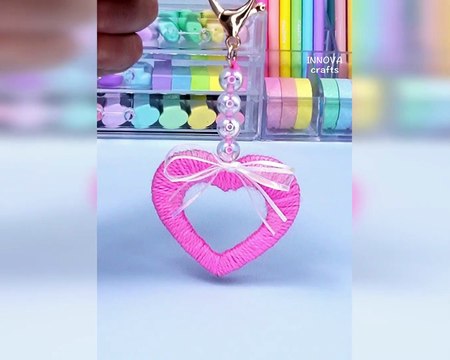 5 DIY Cute keychain ideas / Easy craft ideas / Art and craft / Back to school