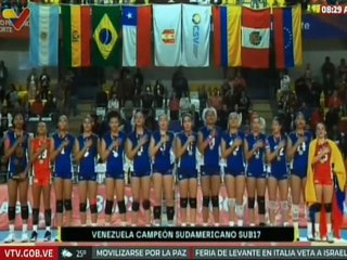 Pdte. Maduro celebra el campeonato obtenido por la selección femenina de voleibol U-17