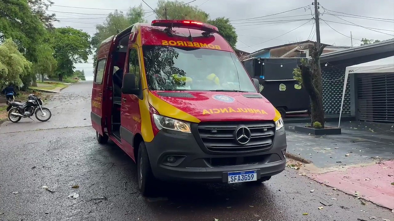 Idosa sofre queimadura de 2º grau com água quente