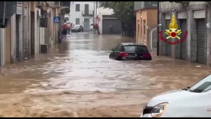 Como e provincia sommerse dall'acqua, il maltempo crea il caos