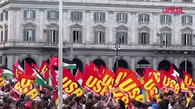 Sciopero per Gaza, migliaia bloccano la stazione Termini a Roma